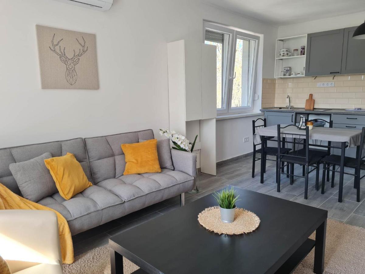 Malna Vendeghaz Siofok Apartment Exterior foto